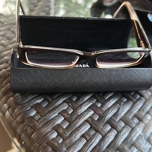 Prada Frames